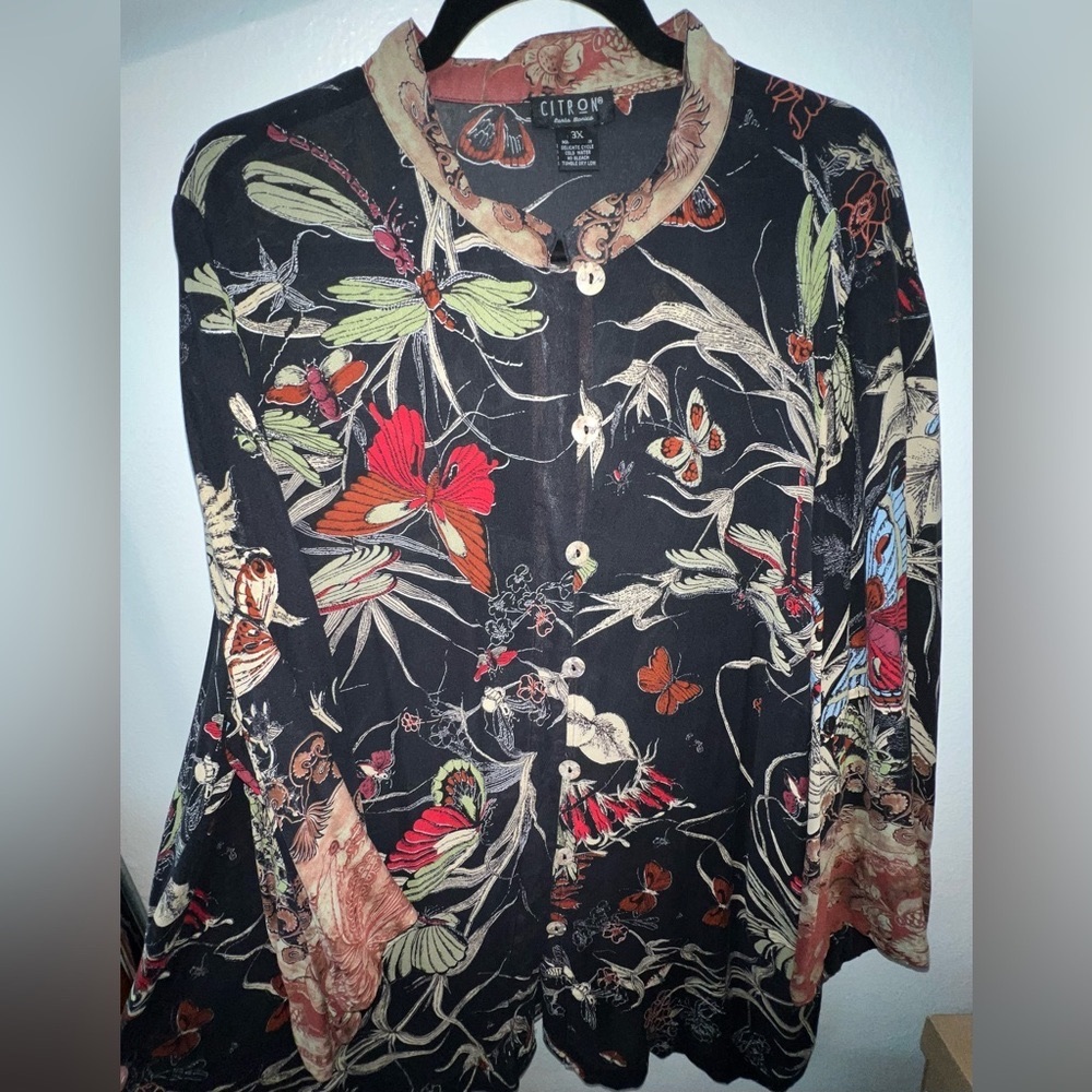 Citron Santa Monica butterfly blouse 3x